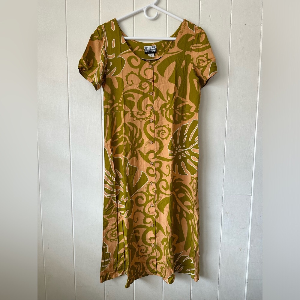 Manuheali’i Babydoll Dress Size Small